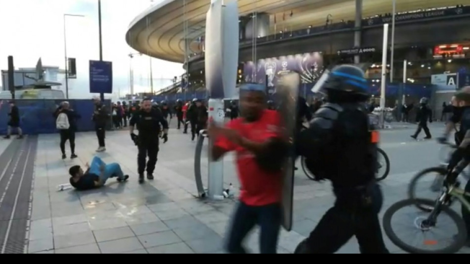 Emp&ouml;rung in England nach Chaos am Rande von Champions-League-Finale in Paris
