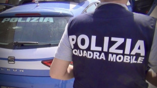 Ragazzino accoltellato su un autobus a Genova, arrestato un minorenne