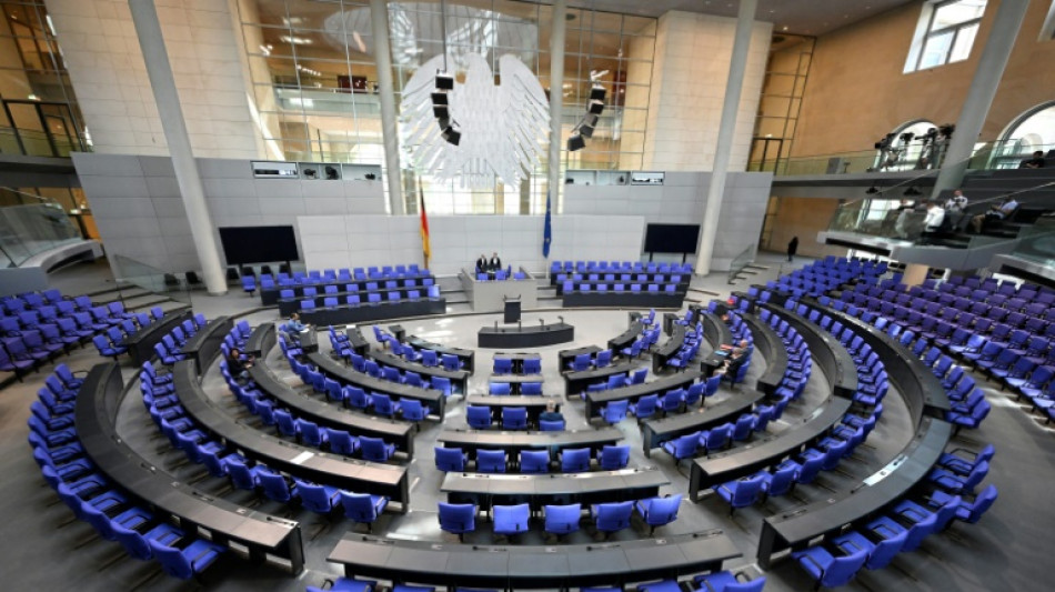 Haushaltsausschuss best&auml;tigt 140-Milliarden-Euro-Neuverschuldung f&uuml;r 2022