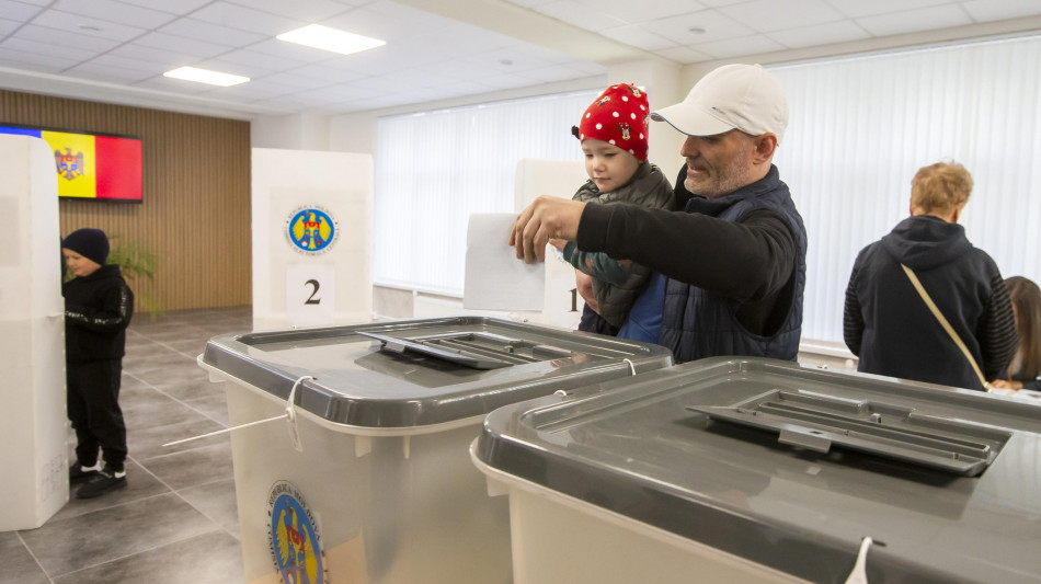 I filo-Ue verso la vittoria in Moldavia, avanti al 44%