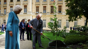 Charles III termine sa visite en France sur une derni&egrave;re touche verte