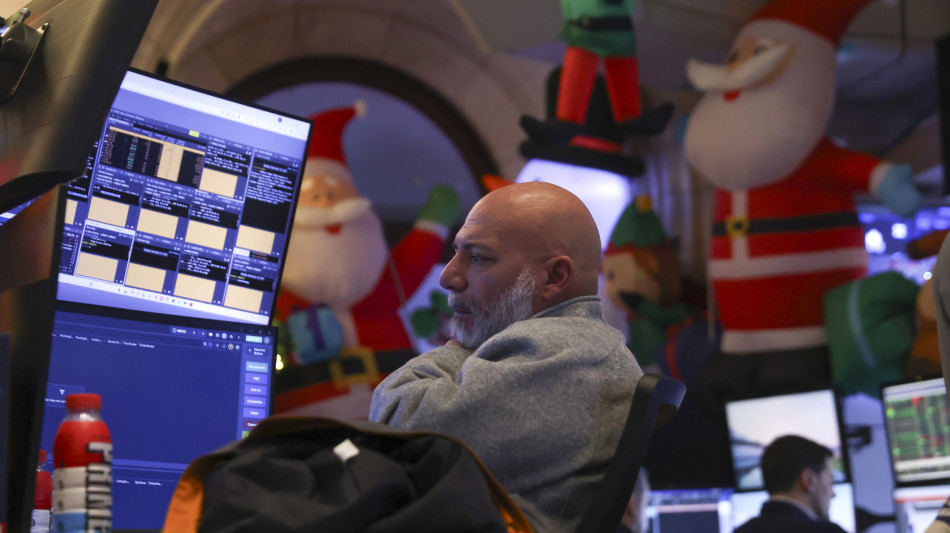 Wall Street apre negativa, Dj -0,24%, Nasdaq -0,32%