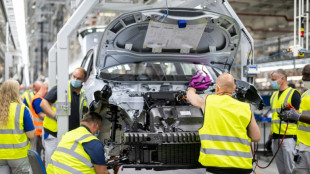 Lemke weist Forderung nach Lockerung von Auto-Emissionsvorgaben zur&uuml;ck