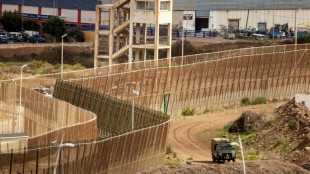 Cinq migrants morts lors d'une tentative massive d'entr&eacute;e dans une enclave espagnole