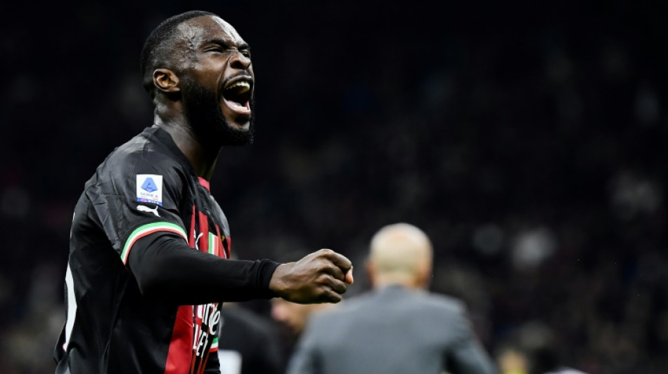 Milan stay on Napoli's tail as Kean fires Juve third