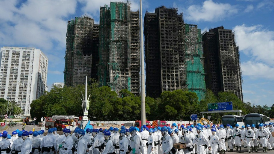 El balance del incendio de Hong Kong sube a 146 muertos