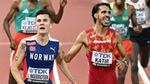 Ingebrigtsen retains world 5,000m title
