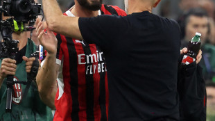 Giroud ai saluti: "Grazie Milan, tre anni che non dimenticher&ograve;"