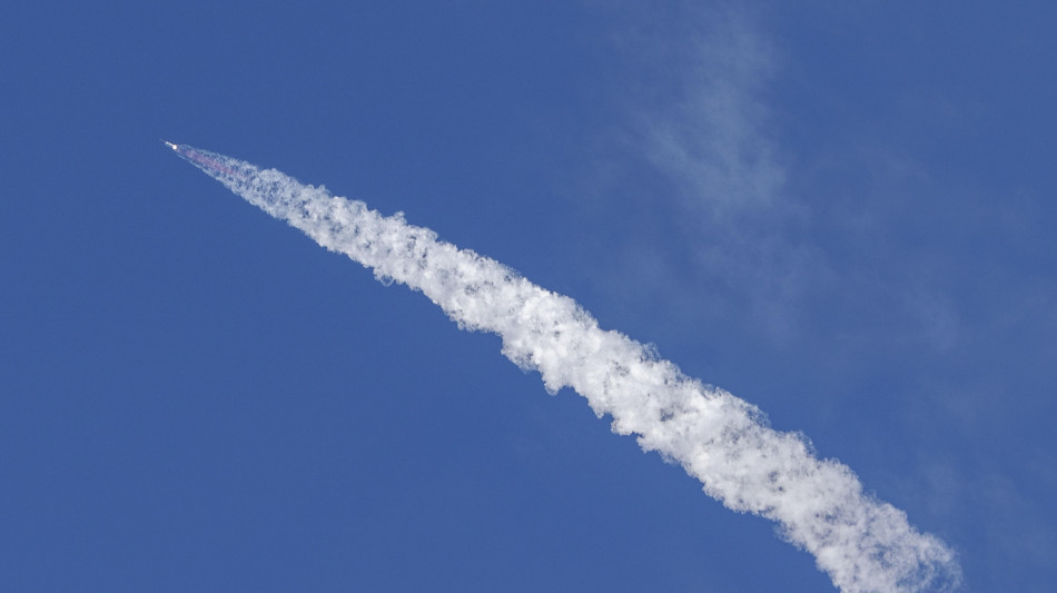 'SpaceX e xAI valutano fusione, rivoluzione nell'impero di Musk'