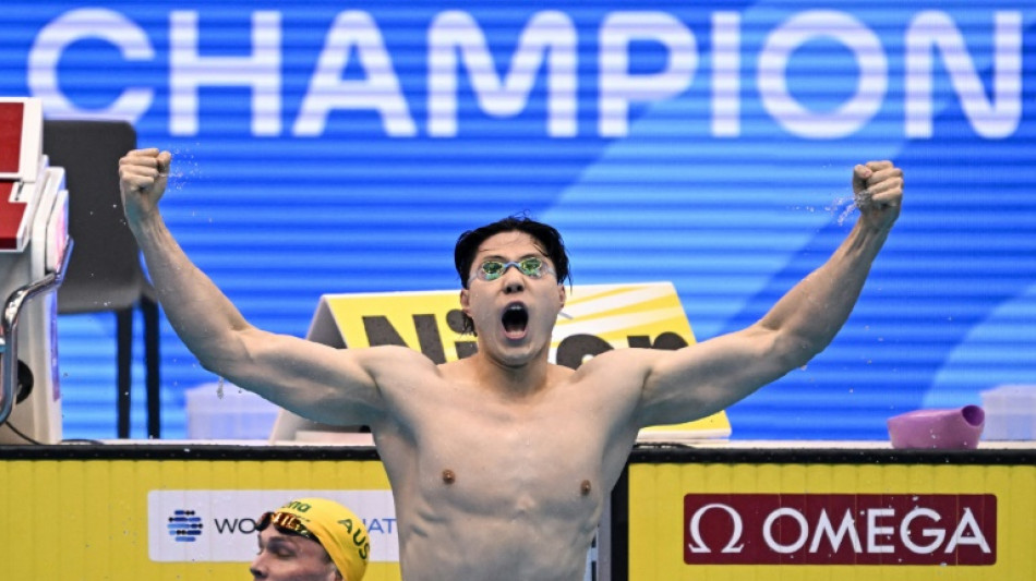 Qin breaks record for clean sweep as O'Callaghan claims double