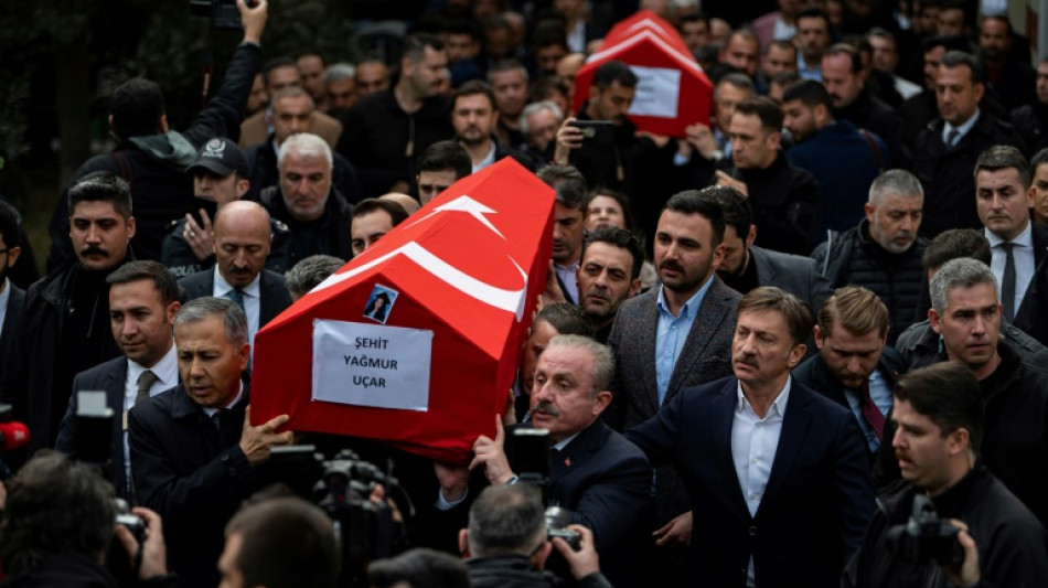 Attentat d'Istanbul: accus&eacute;s, les combattants kurdes nient toute implication