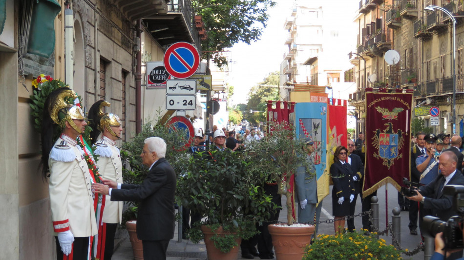 Mattarella, lo sforzo di tutti contro la mafia &egrave; essenziale