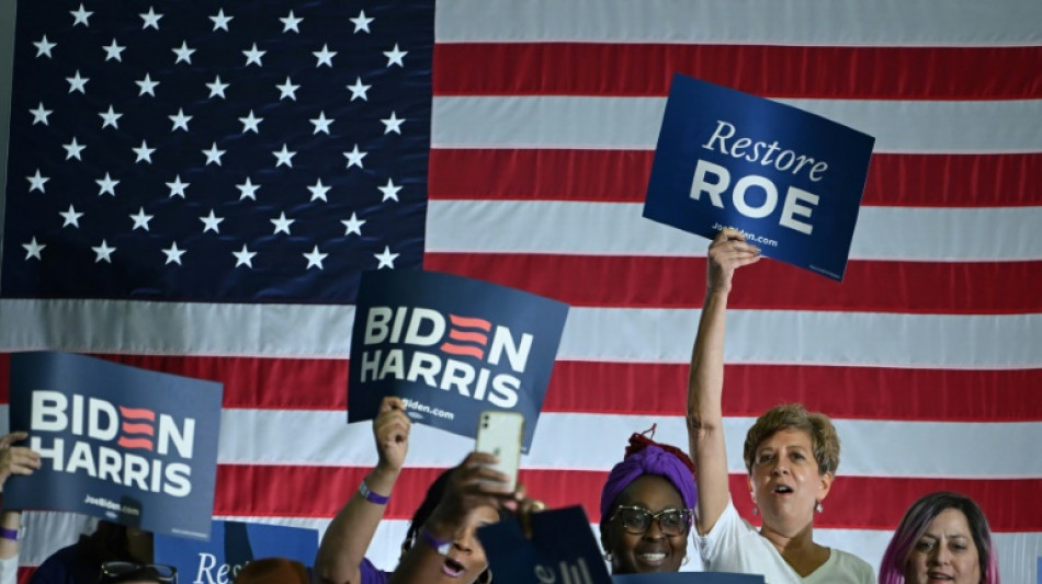 "C'est Trump!" Harris et Biden d&eacute;noncent la restriction de l'IVG en Floride