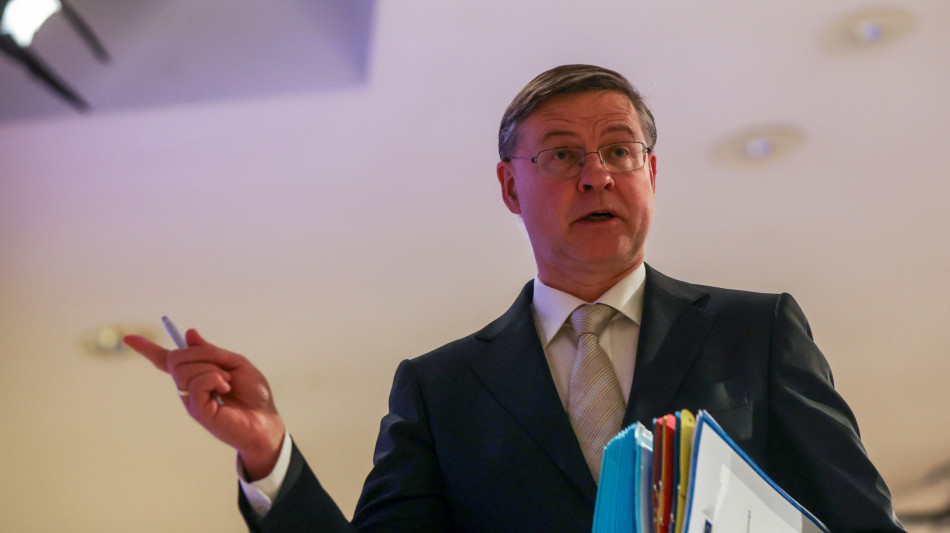 Dombrovskis, 'Giorgetti ha sollevato tema flessibilit&agrave;, valutiamo opzioni'