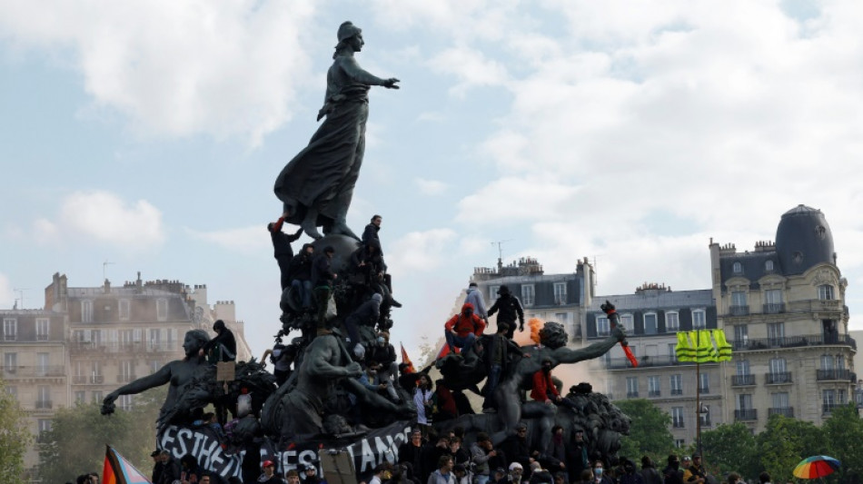 Un 1er mai fortement mobilisateur contre la r&eacute;forme des retraites, &eacute;maill&eacute; de violences