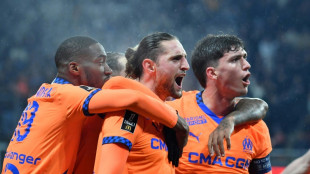 Ligue 1: l'OM solide dauphin, premier succès pour Fonseca avec Lyon