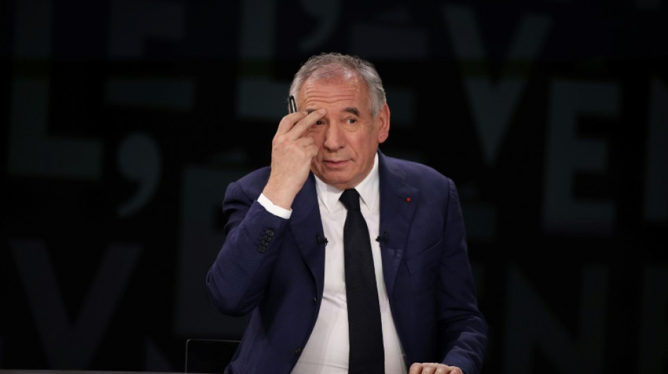 Report&eacute;e, l'annonce du gouvernement toujours attendue lundi soir