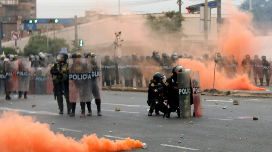El poder pol&iacute;tico en Per&uacute; ensimismado, incapaz de resolver sus problemas