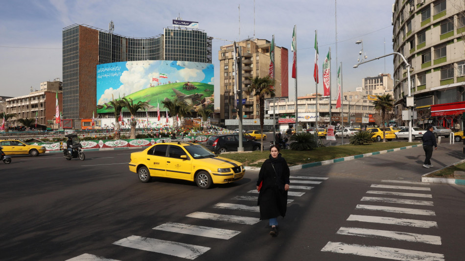 Polizia, a Monaco 200.000 in piazza contro il regime iraniano