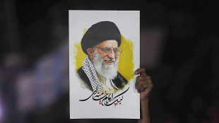Iniziano questa sera i funerali di Khamenei, dureranno tre giorni
