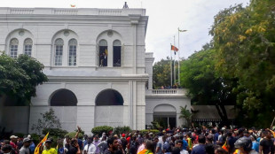 Le pr&eacute;sident du Sri Lanka en fuite, sa r&eacute;sidence envahie par des manifestants