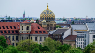 Mann reißt Israel-Flagge an Berliner Synagoge ab - Staatsschutz ermittelt