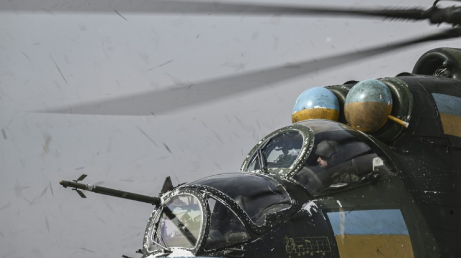 Los ucranianos luchan en "aterradoras" misiones en viejos helic&oacute;pteros sovi&eacute;ticos