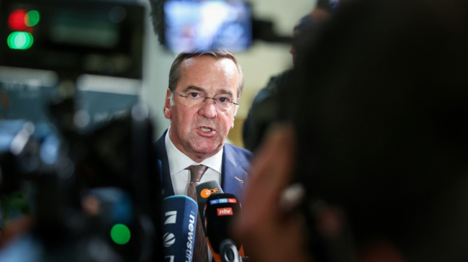 Streit um neues Wehrdienstgesetz schwelt weiter - S&ouml;der: "Wischi-Waschi-Wehrpflicht"