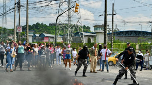 Mot&iacute;n carcelario deja dos presos muertos y cuatro heridos en Ecuador
