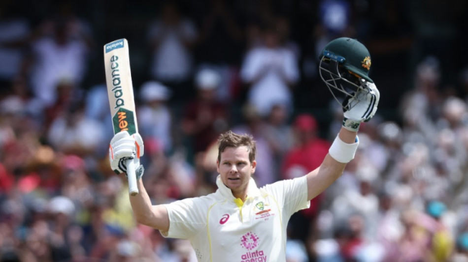 Smith kept waiting to bat as Robinson strikes for Sussex