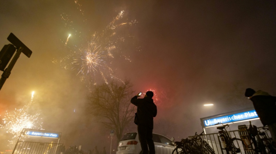 Silvesterrakete in Berliner Wohnung geschossen: Neue Verhandlung gegen Influencer