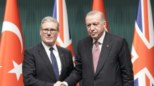 Erdogan unterzeichnet Vertrag zum Kauf von 20 Eurofighter-Jets von London  