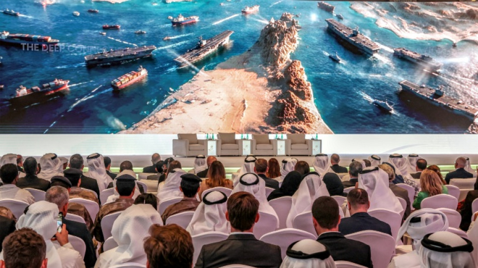 Tres buques atacados en el estrecho de Ormuz