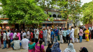 Dernier jour des &eacute;lections g&eacute;n&eacute;rales en Inde, qui &eacute;touffe de chaleur
