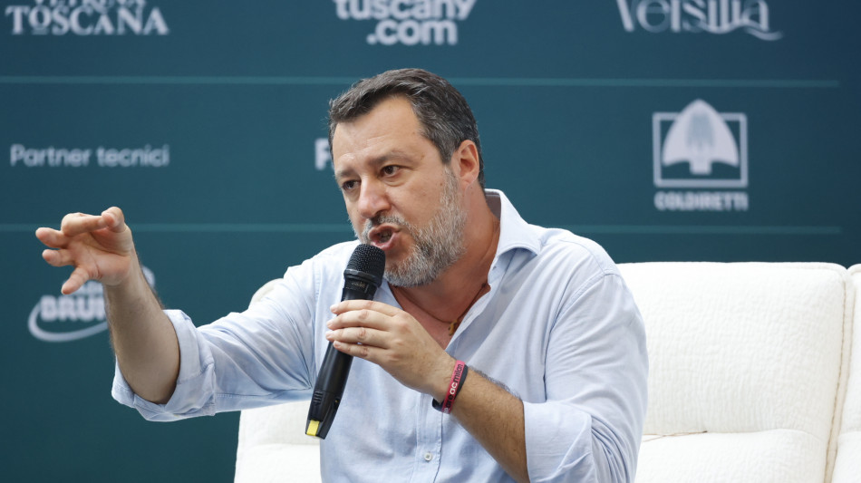 Salvini,migranti morti colpa trafficanti- ultr&agrave; accoglienza