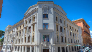 Istat, a ottobre in calo congiunturale -0,5% fatturato servizi e industria