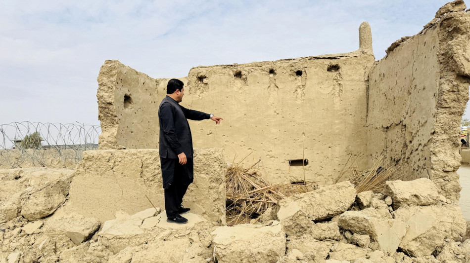 Il Pakistan conferma i raid sull'Afghanistan