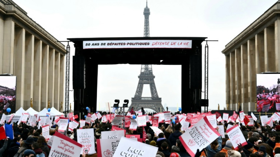 50 ans apr&egrave;s la loi Veil, les anti-IVG "marchent pour la vie"
