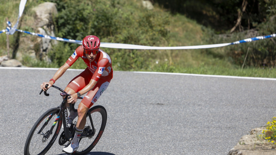 Vuelta: vince ancora Pogacar, battuto Mas in uno sprint a due
