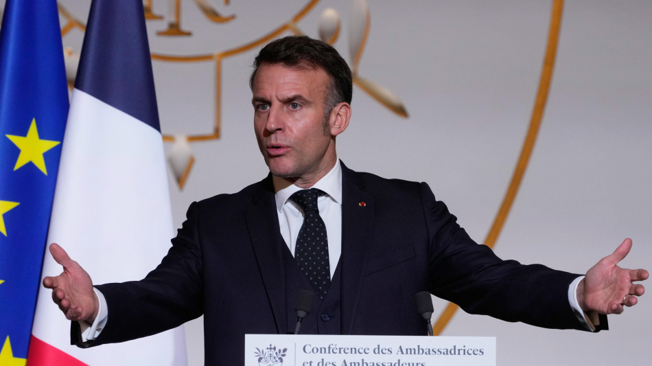 Media, Parigi potrebbe inviare 6.000 soldati nel dopo-guerra in Ucraina