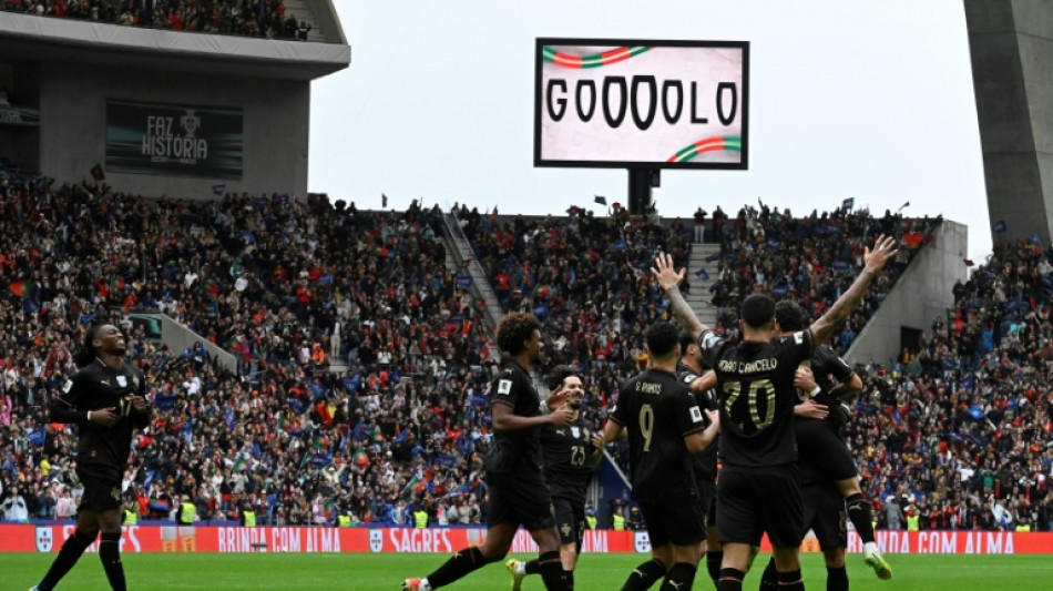 Portugal atropela Arm&ecirc;nia (9-1) e vai &agrave; Copa do Mundo