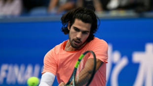 Alcaraz vence Arnaldi e avan&ccedil;a &agrave;s quartas de final do ATP 500 de T&oacute;quio