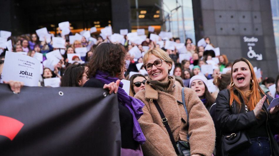 ++ A Cannes MeToo, il corto di Godr&egrave;che sulle violenze ++