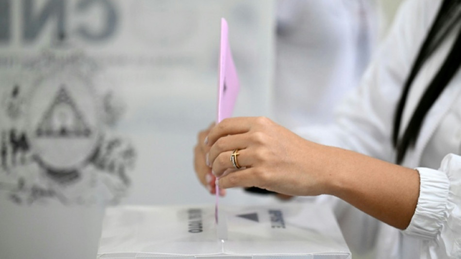 Honduras elege presidente entre esquerda e direita, sob amea&ccedil;a de&nbsp;Trump