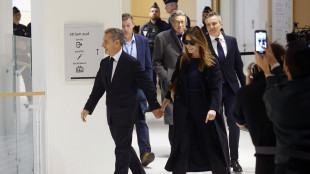 Ex consigliere Sarkozy invoca la grazia presidenziale