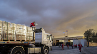 Israele sospende l'ingresso degli aiuti a Gaza