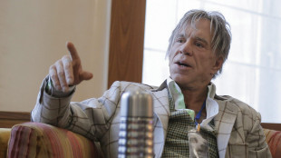 Mickey Rourke sfrattato per non aver pagato l'affitto