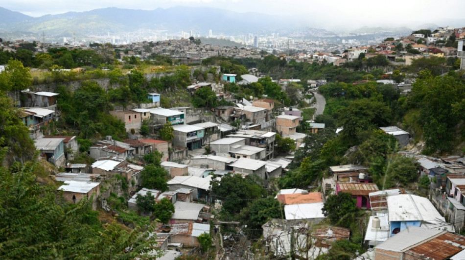 Sin salida a EEUU, los hondure&ntilde;os buscan sobrevivir a la pobreza y la violencia