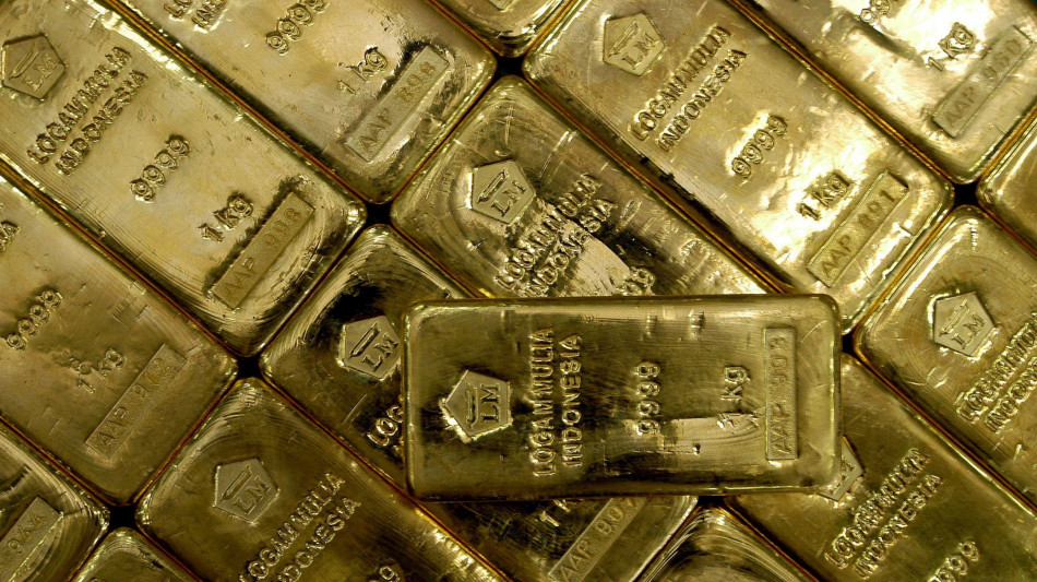 Prezzo dell'oro stabile a 3337 dollari