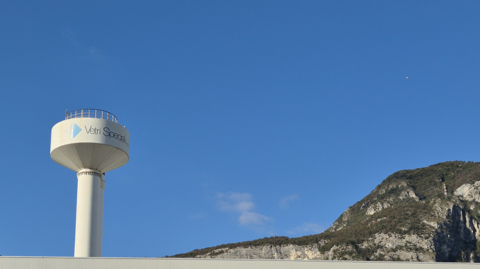 Lo stabilimento Vetri Speciali di Trento premiato da Legambiente
